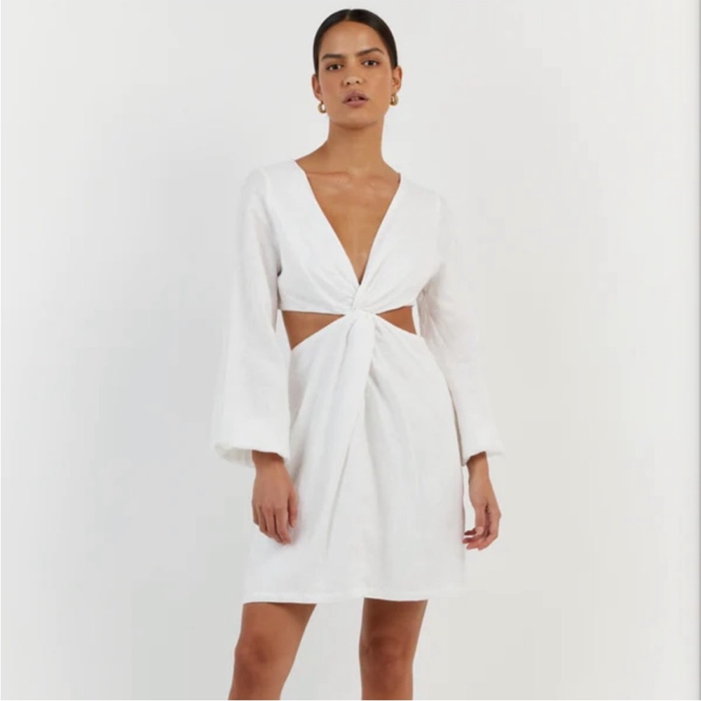 DISSH Tina White linen twist mini dress 👰‍♀️